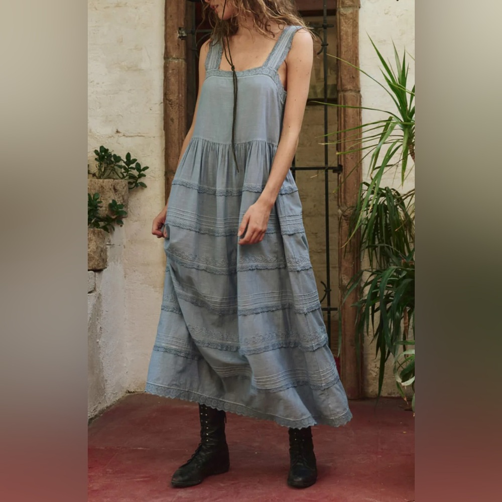 Reverie Dress. The Great. Blue. Size 1